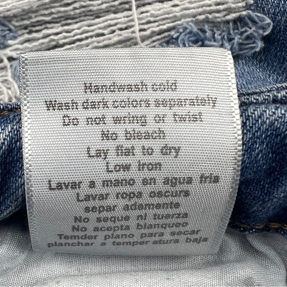 Judy Blue Jean Shorts Women’s Medium Rolled Hem Distressed Blue Denim JB150024 - Picture 7 of 10